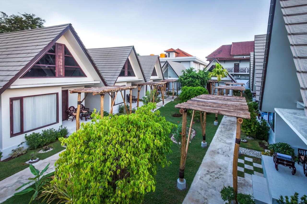 Hotel Jm Kuta Lombok 3*